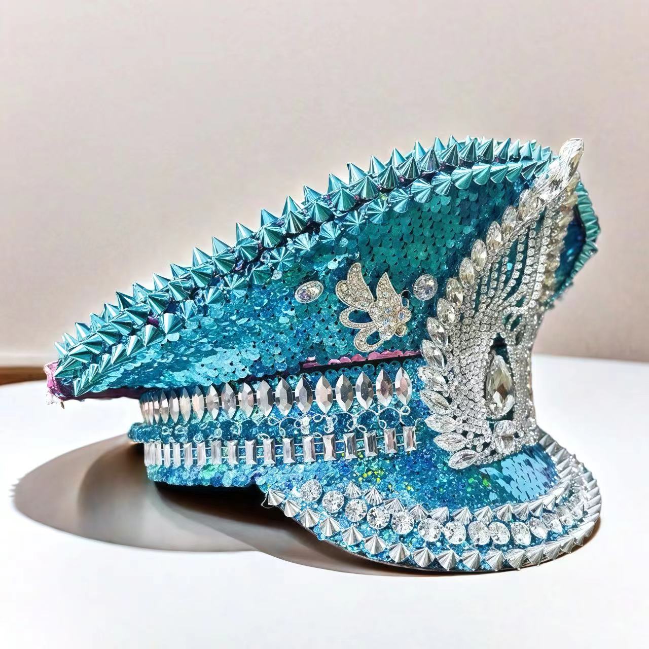 HongLuan Blue Tassels Steampun - Campfire Cooking In Another World With My Absurd Skill ulasan dan harga