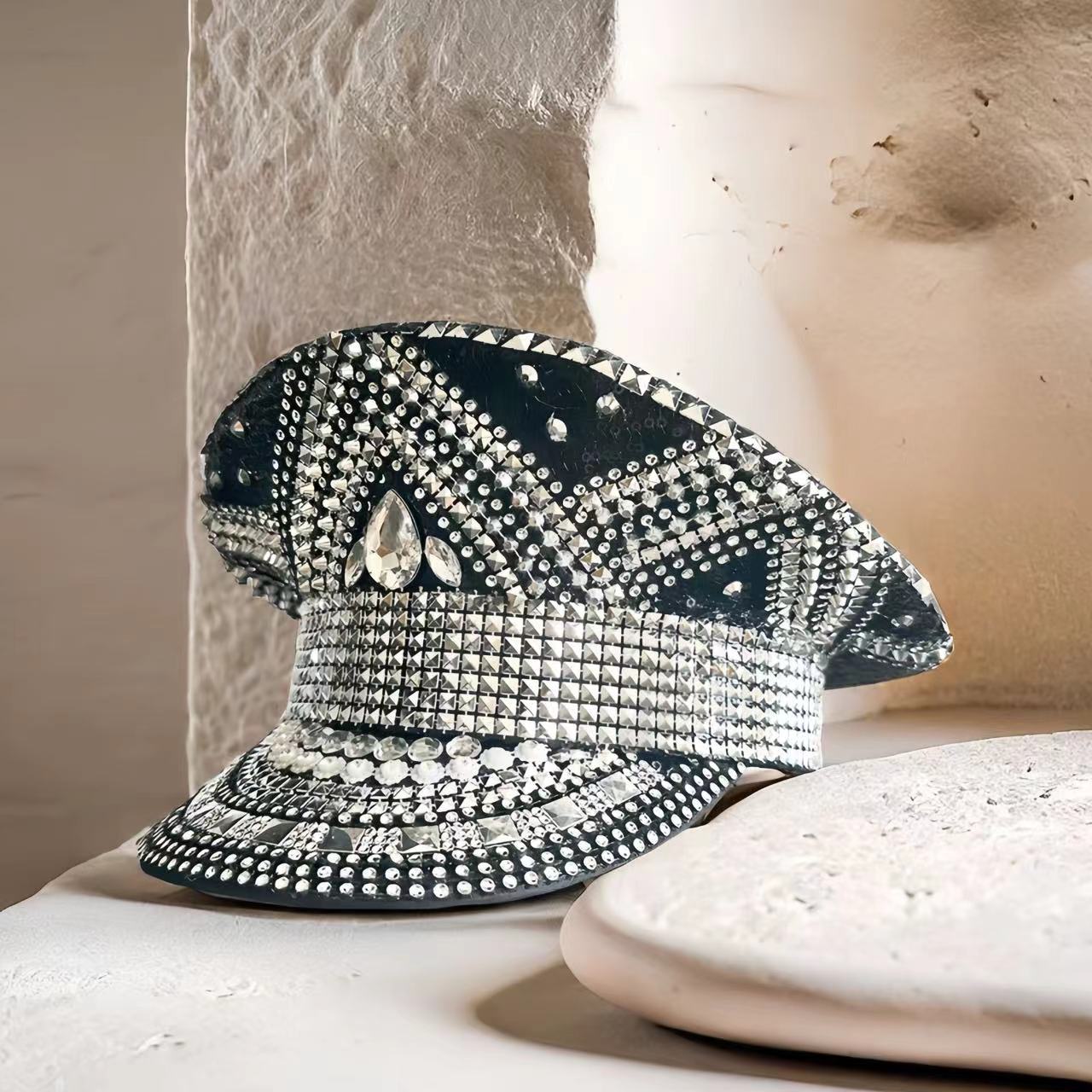 Steampunk Captain Hat Rhinesto - Campfire Cooking In Another World With My Absurd Skill ulasan dan harga